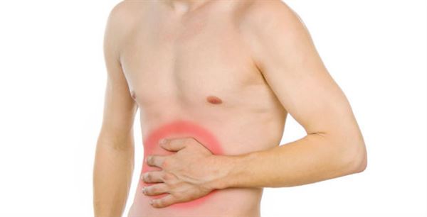 Đau bụng là triệu chứng điển hình của bệnh đại tràng