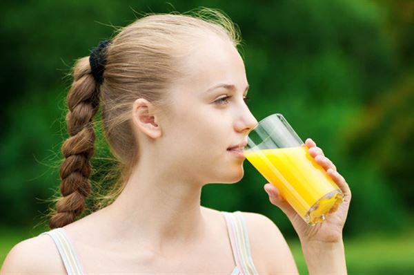 rối loạn tiêu hóa vẫn uống đươc nước cam